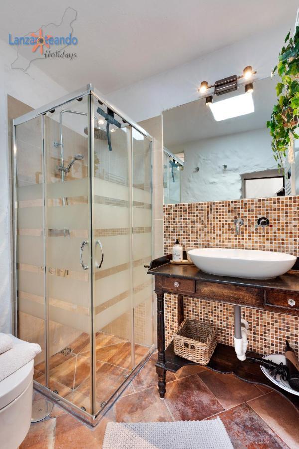 טגיסי Vivienda Vacacional El Patio De Franky מראה חיצוני תמונה